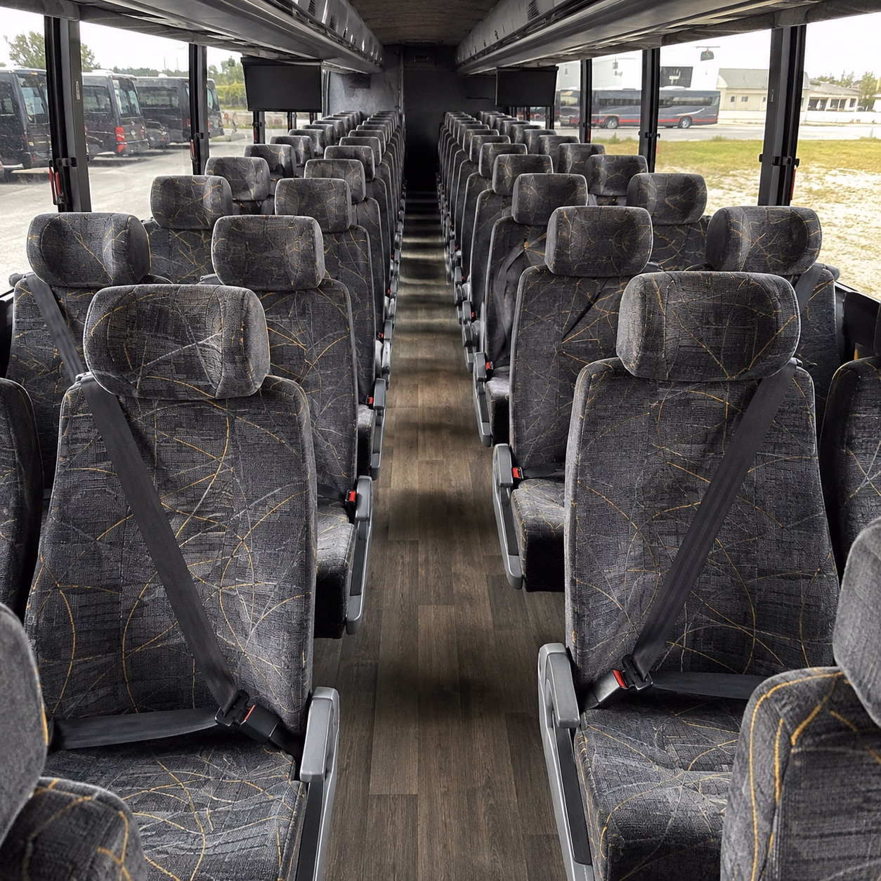 charter buses to jowler creek and fence stile vineyards in platte city