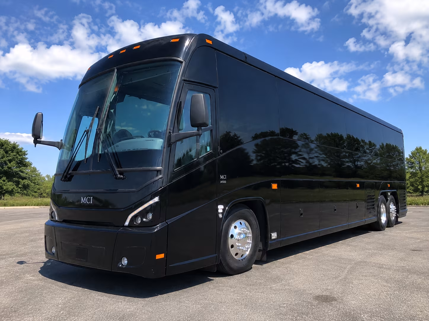 kansas city international airport buses for group arrivals and departures