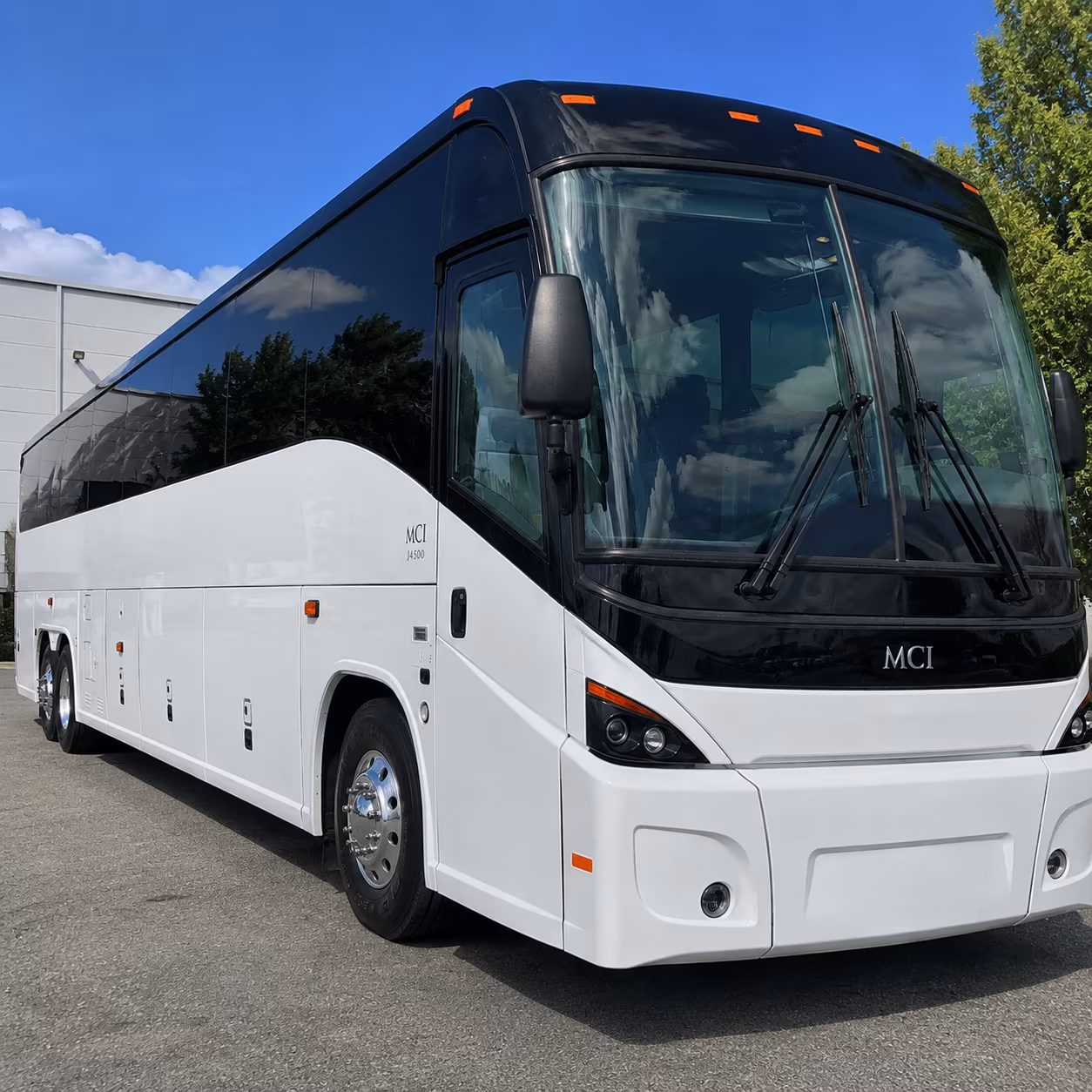 shift shuttle buses for kansas city s auto assembly plants