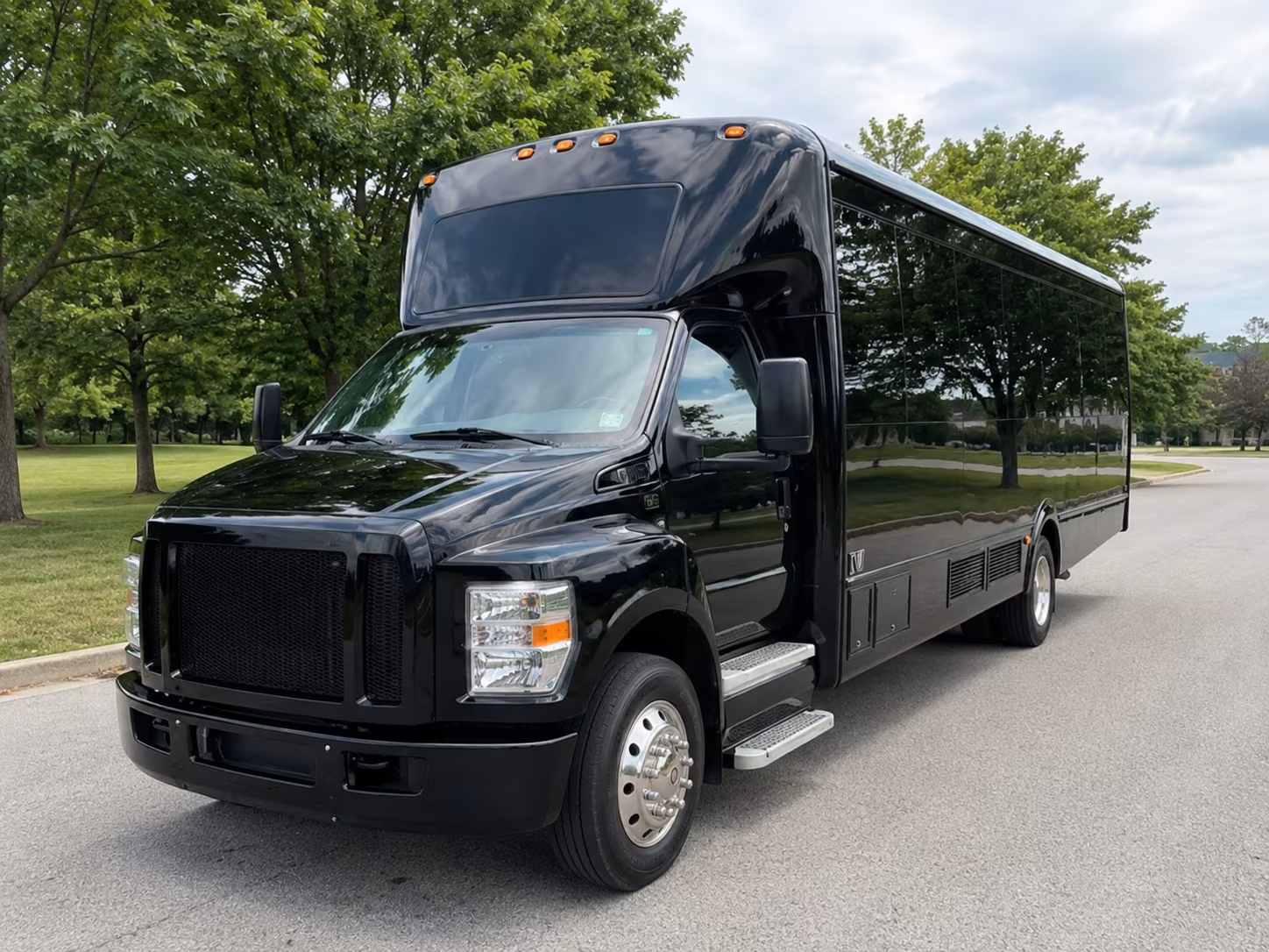 westport kansas citys classic bar district party bus rental